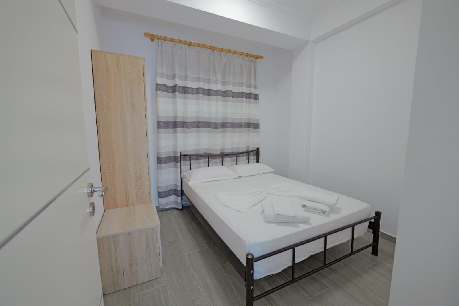 Eduard Lagji Apartament Lukovë 객실 사진