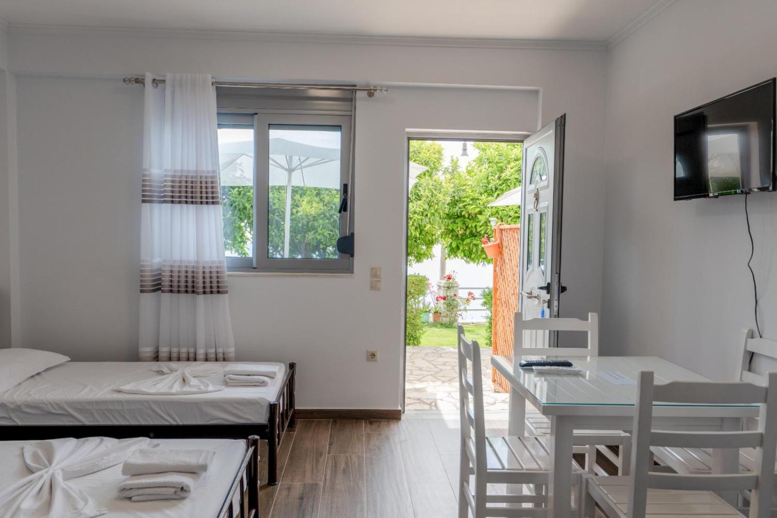 Eduard Lagji Apartament Lukovë 객실 사진